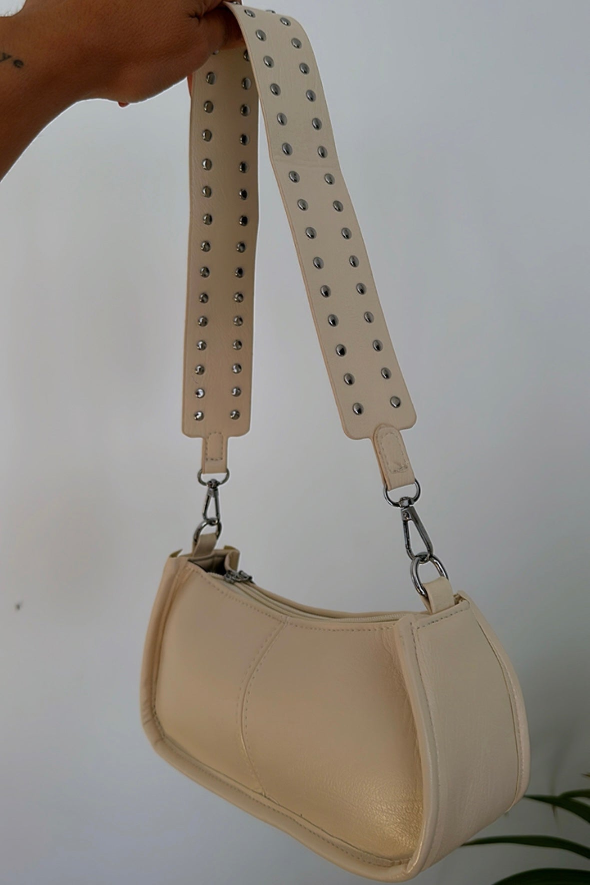 BOLSO TACHAS