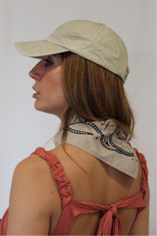 GORRA OLA