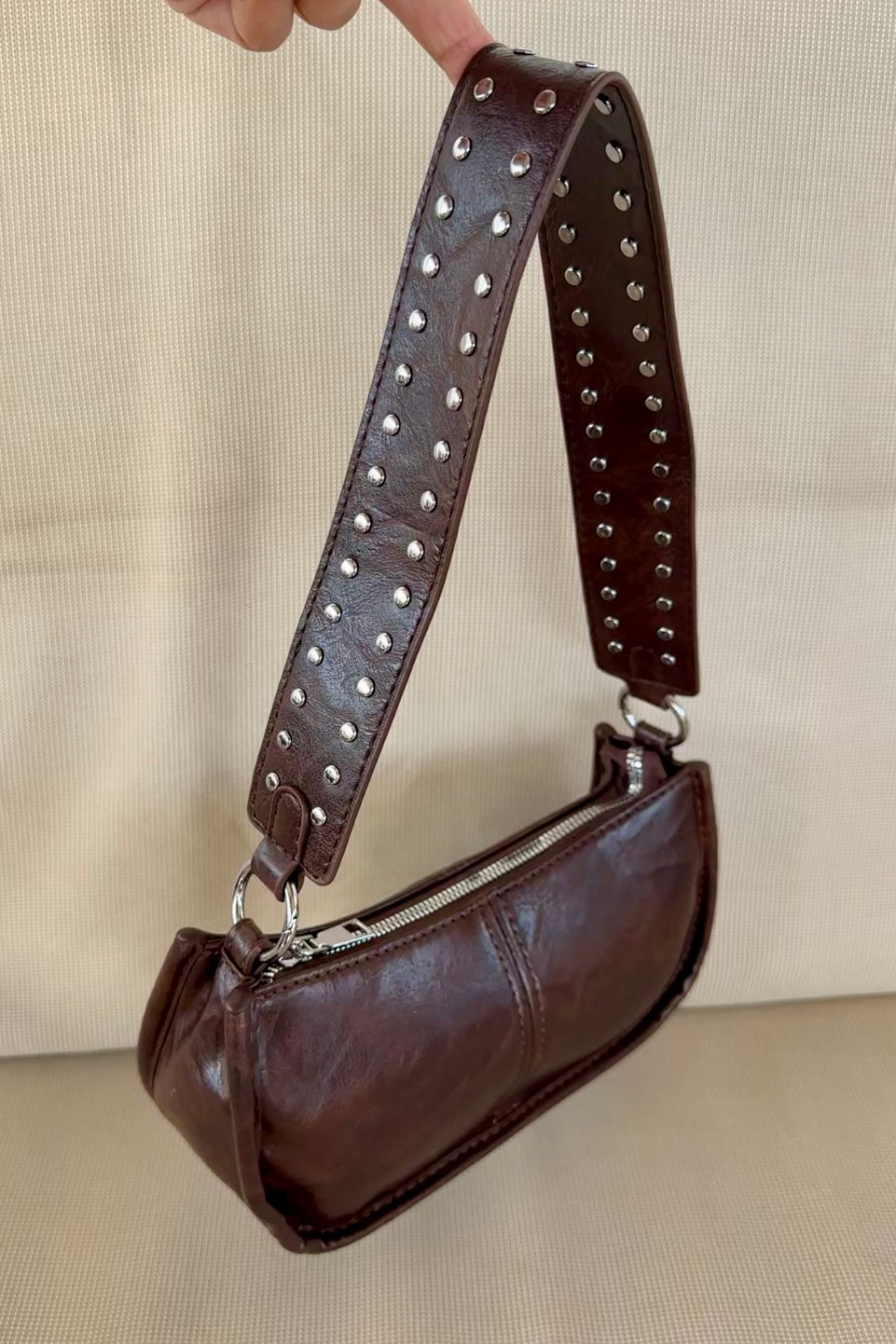 BOLSO TACHAS