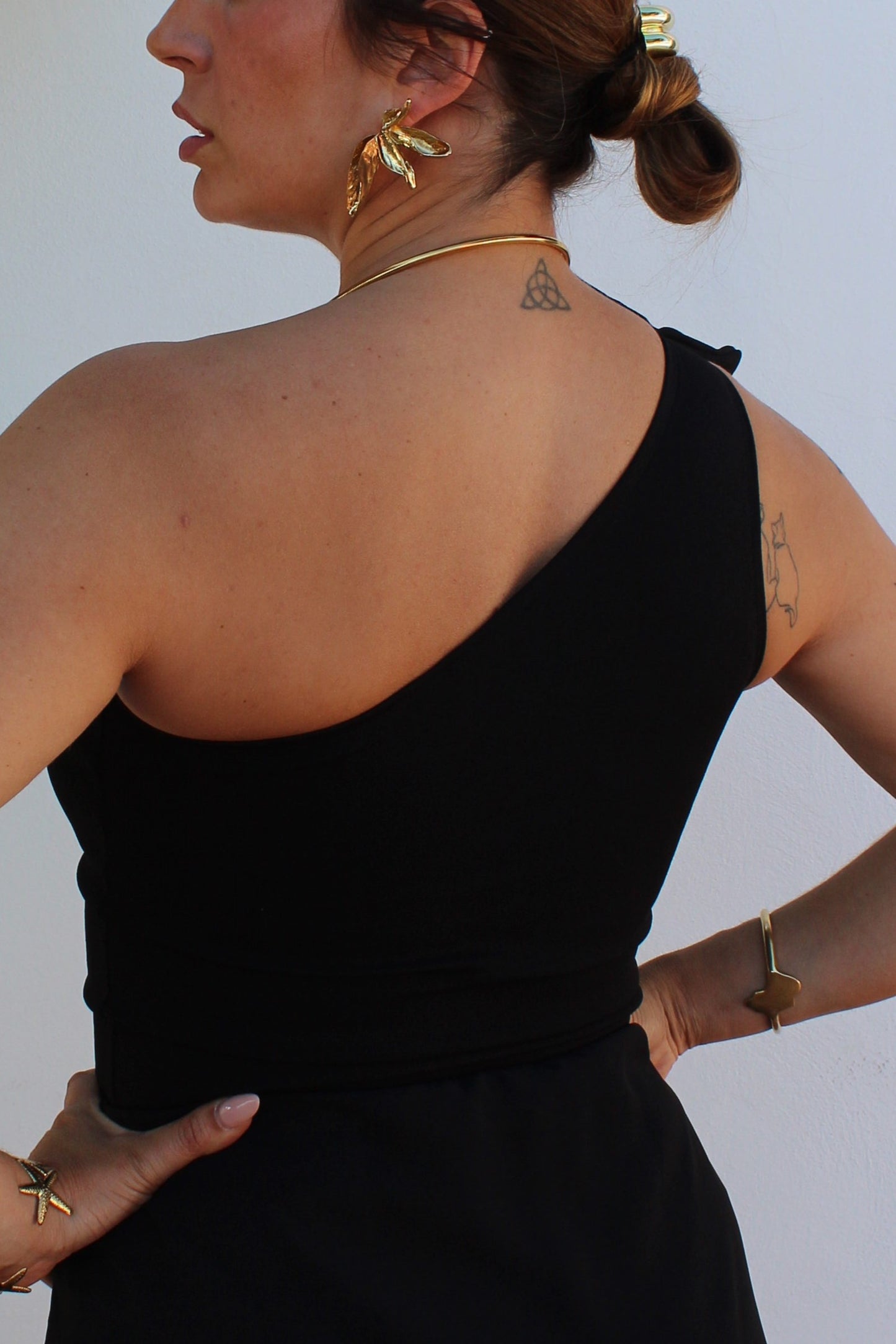 TOP ASIMÉTRICO LAZO