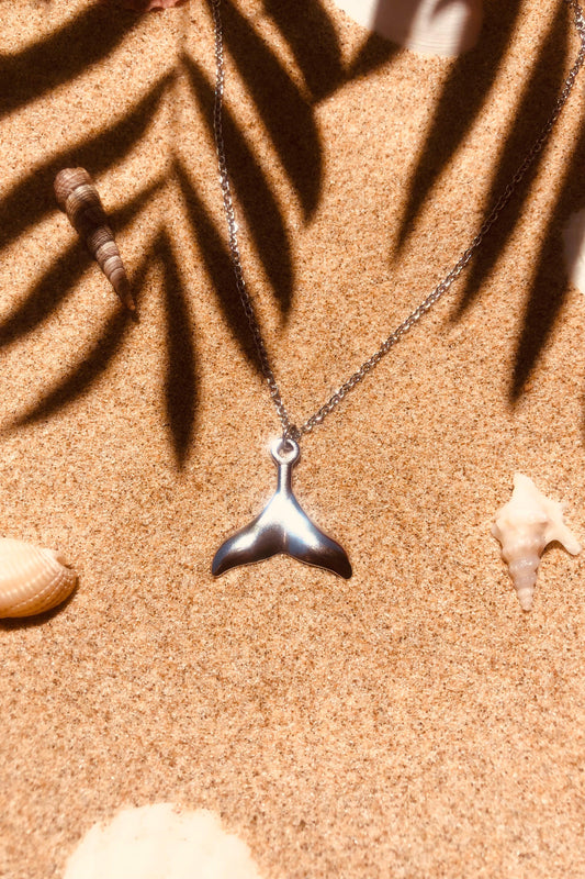 COLLAR COLA BALLENA