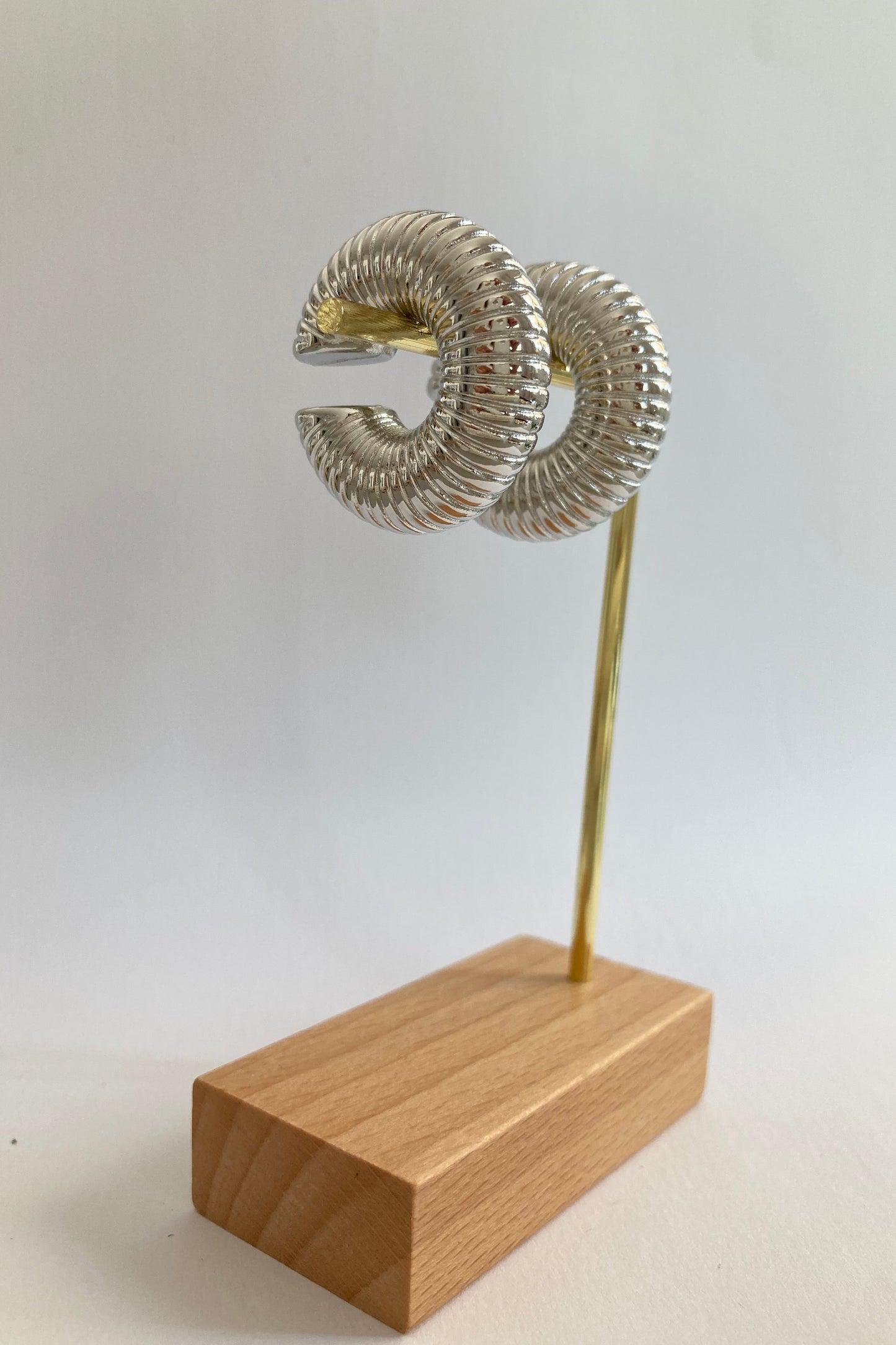 PENDIENTES CUFFS RAY