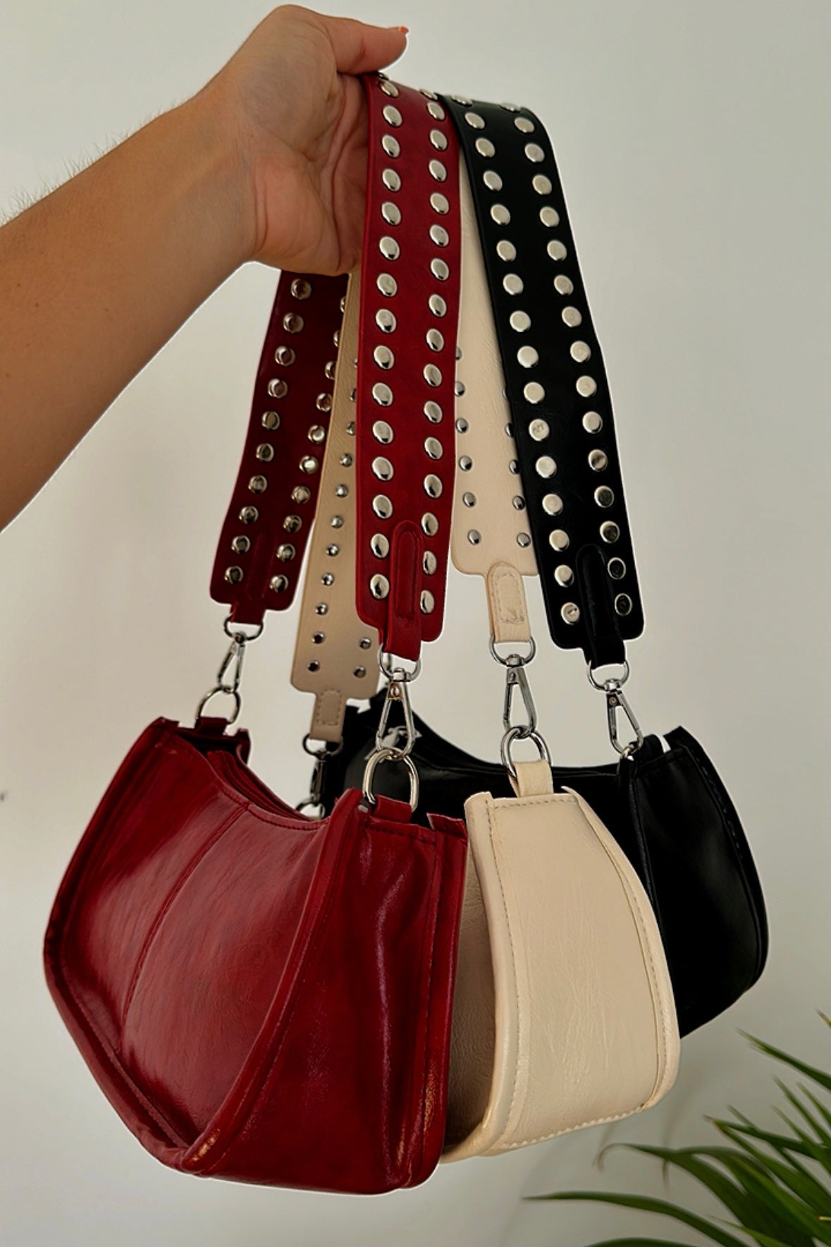 BOLSO TACHAS
