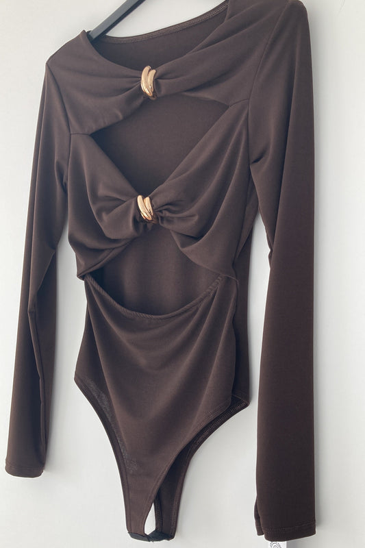 BODY ZA CUT OUT DETALLE DORADO