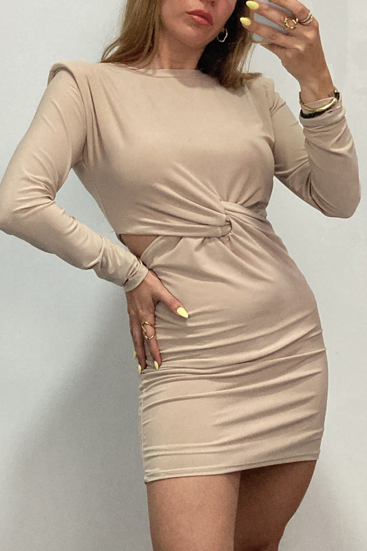VESTIDO CORTO NUDO HOMBRERAS