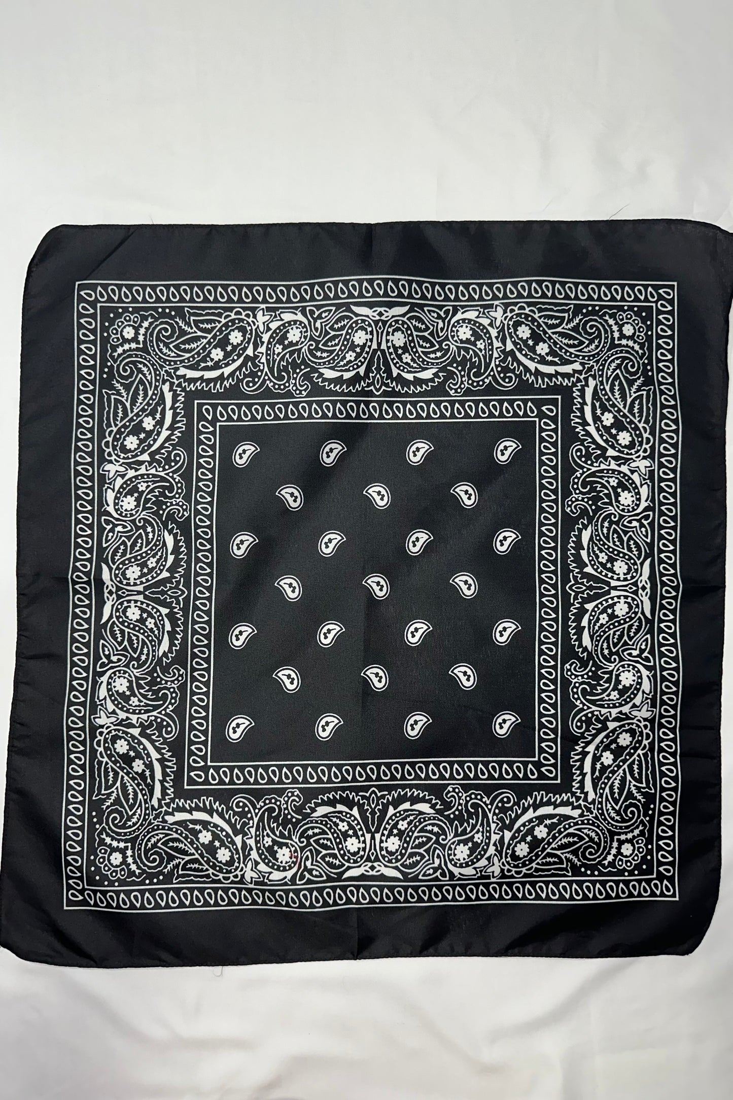PAÑUELO BANDANA PAISLEY