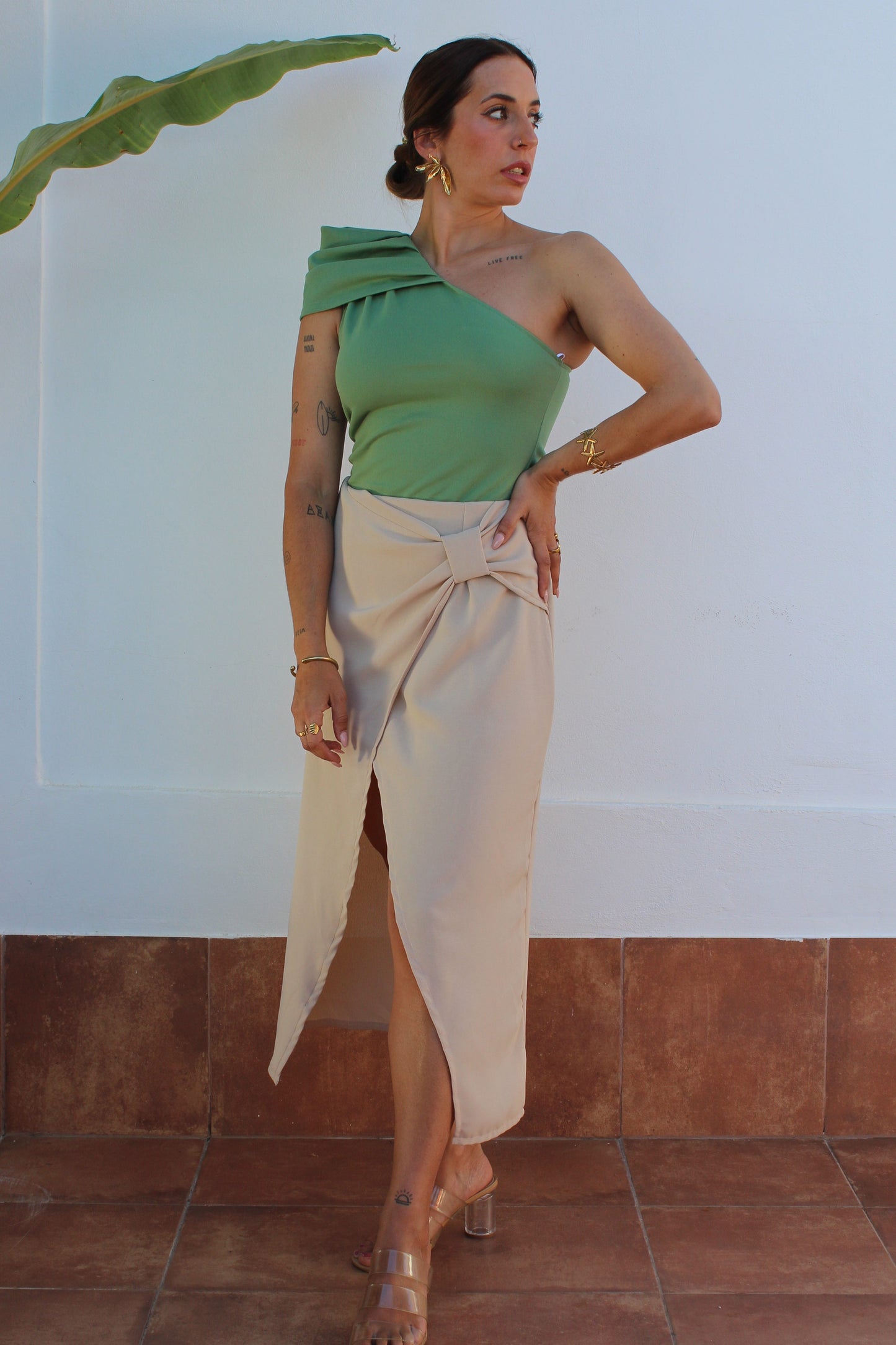 FALDA NUDO LATERAL