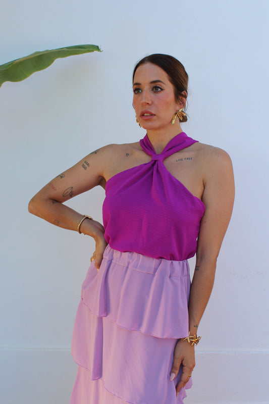 TOP ESCOTE HALTER NUDO